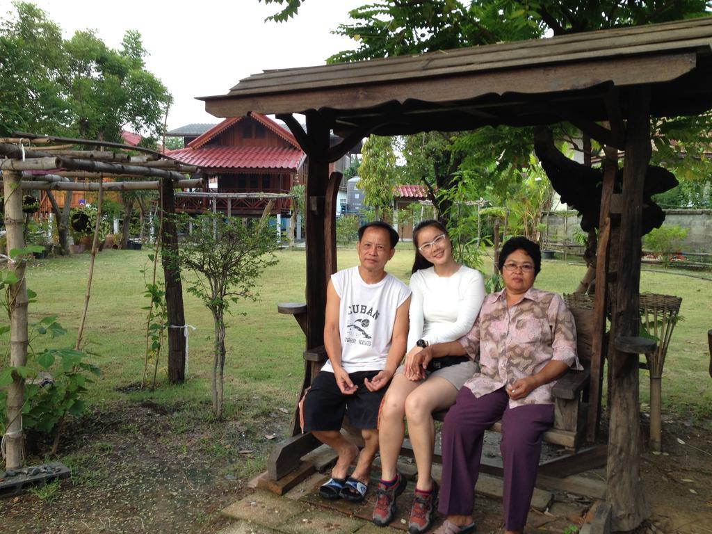 The Little Lopburi Village מראה חיצוני תמונה