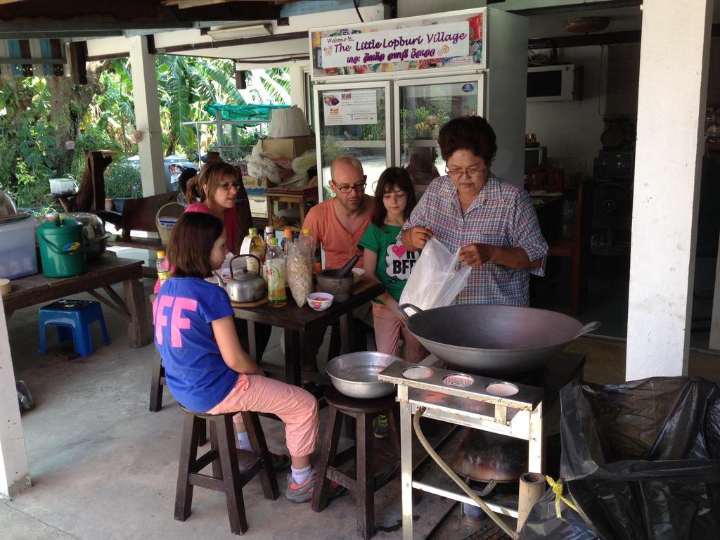 The Little Lopburi Village מראה חיצוני תמונה