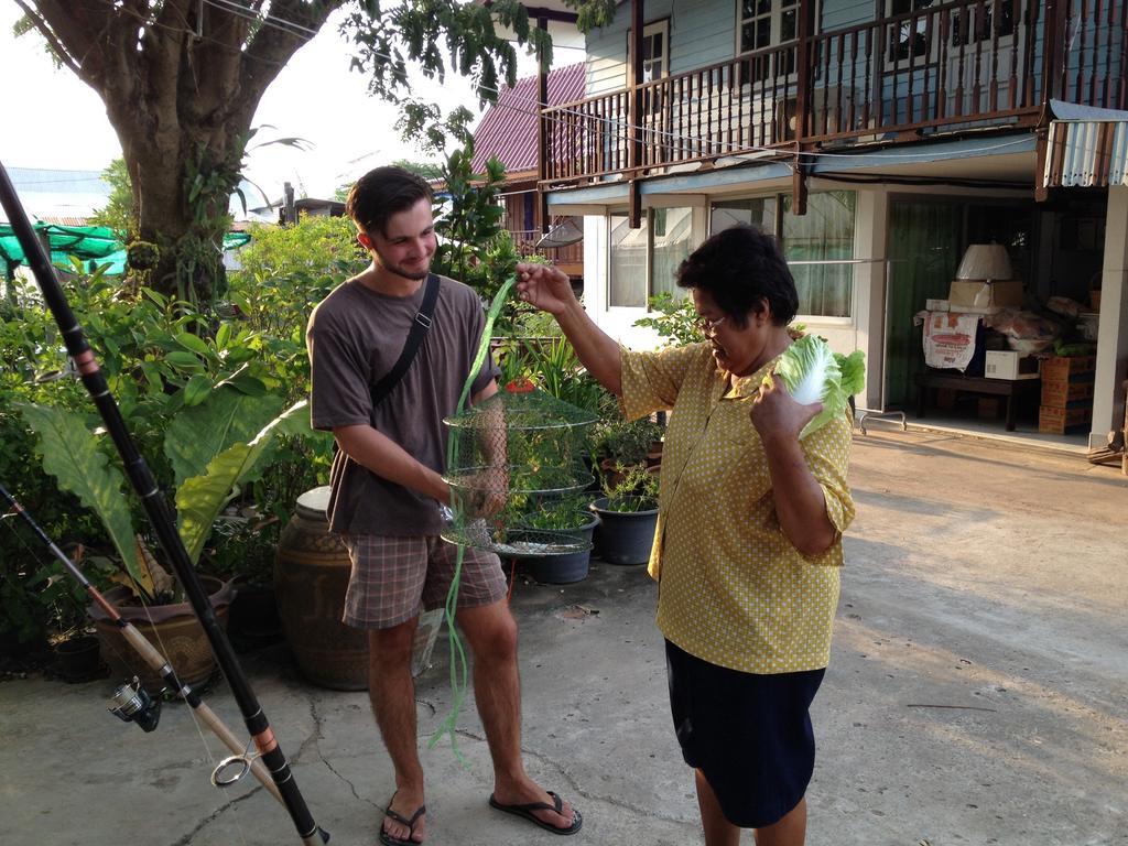 The Little Lopburi Village מראה חיצוני תמונה