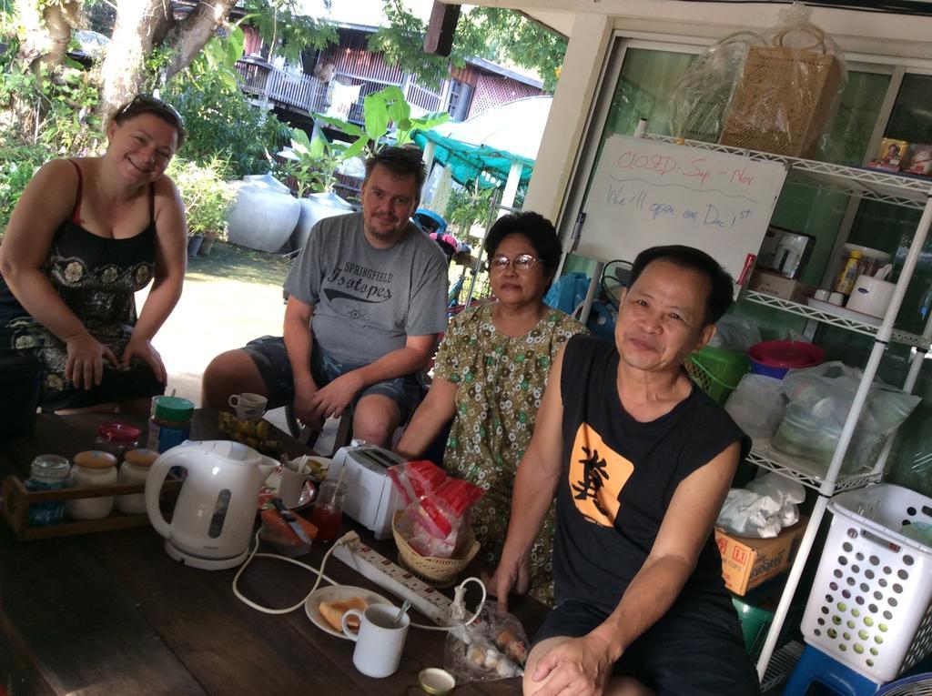 The Little Lopburi Village מראה חיצוני תמונה