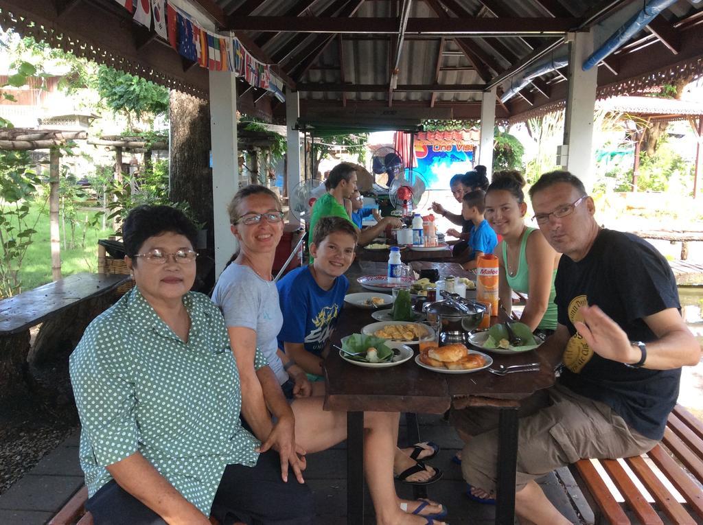 The Little Lopburi Village מראה חיצוני תמונה