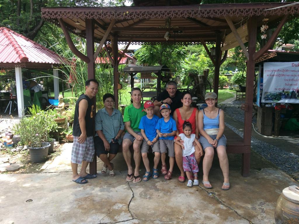 The Little Lopburi Village מראה חיצוני תמונה