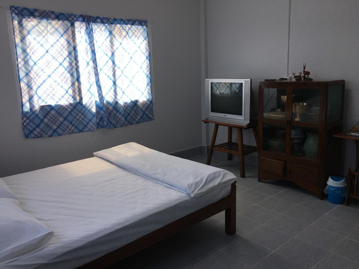 The Little Lopburi Village מראה חיצוני תמונה